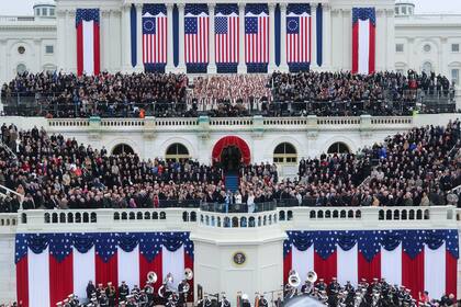 El día que Donald Trump fue investido presidente de los Estados Unidos, el 20 de enero de 2017, en las escalinatas del Capitolio