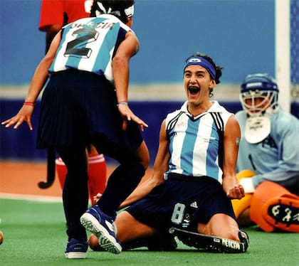 El día que las Leonas estrenaron el logo