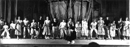 El diluvio que viene (1979), con José Ángel Trelles al frente del elenco