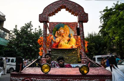 El dios Ganesh durante una procesión religiosa Hindú el 20 de septiembre de 2018