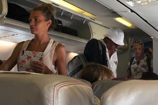 Tras la polémica, Scioli se volvió a mostrar con Gisela Berger en Italia