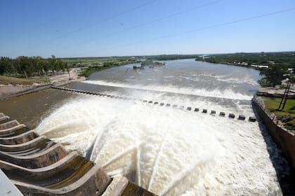 El dique de Termas de Río Hondo.