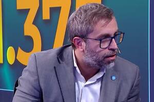 El director del BCRA explicó la decisión de intervenir en el mercado cambiario y respondió a las críticas de Cavallo