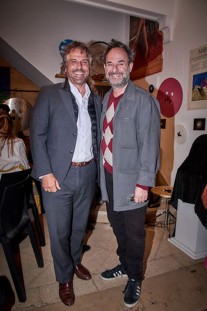 El director del INDEC, Pedro Lines, junto a Tulio Andreussi Guzmán, presidente de Fondo Nacional de las Artes