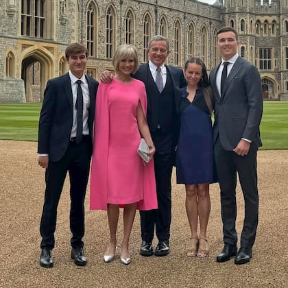 El director ejecutivo de Disney junto a su familia en el Castillo de Windsor