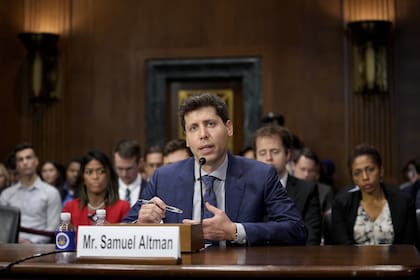 El director general de la firma OpenAI, Sam Altman, habla durante una audiencia sobre Inteligencia Artificial de la Subcomisin Judicial del Senado sobre Privacidad, Tecnologia y la Ley el martes 16 de mayo de 2023, en el Capitolio, en Washington, D.C. (AP Foto/Patrick Semansk