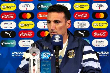 El director técnico de la selección argentina, Lionel Scaloni, habló en conferencia de prensa junto a Alexis Mac Allister