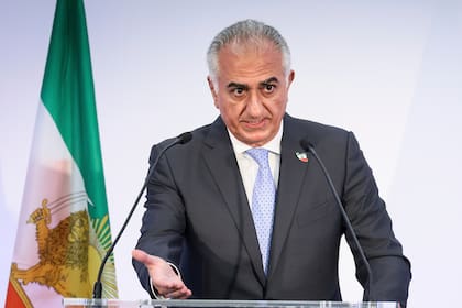 El dirigente opositor Reza Pahlavi, hijo del derrocado sha de Irán Mohammad Reza Pahlavi