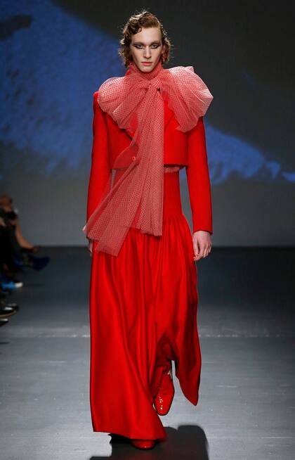 El diseñador andaluz es el favorito de las celebrities, como Beyoncé, Miley Cyrus y Rosalía