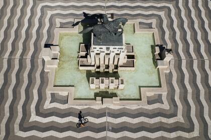 El diseño de la plaza tiene la impronta de Salamone