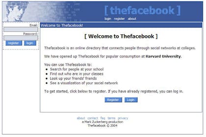 El diseño de la primera versión en 2004 de Facebook, cuya dirección web era thefacebook.com