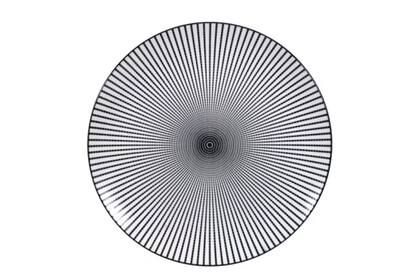 El diseño de la vajilla de cerámica blanca y negra de Royal Norfolk es moderno