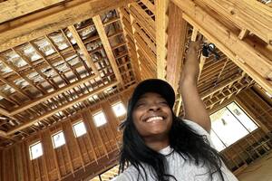 Así es por dentro la casa de Simone Biles en Texas: tardó cinco años en construirla