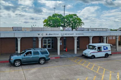 El distrito escolar independiente de Pasadena, en Houston, decidió cerrar la Escuela Primaria McMaster por el millonario déficit presupuestario