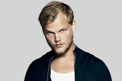 El DJ sueco Avicii falleció a los 28 años.