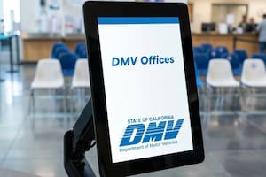 El DMV alerta a conductores comerciales: qué hacer si el certificado médico no llegó al sistema