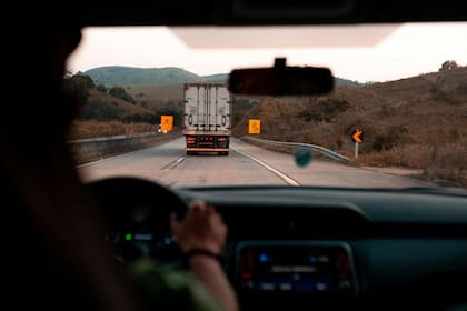 El DMV de Florida estrena reglas más duras contra el fraude en los exámenes de licencia CDL