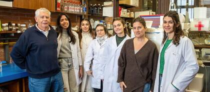 El doctor Eduardo Cánepa lidera el equipo en el Instituto de Química Biológica de la UBA