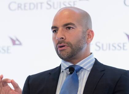 El doctor Peter Attia es un referente en el campo de la medicina preventiva y la longevidad