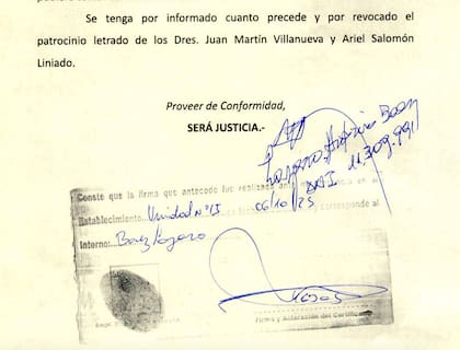 El documento en el que Lázaro Báez desplazó a su abogado