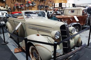 De los autos de Fangio al que usaba Borges: la fabulosa colección del Museo del Automóvil