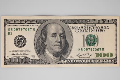 El dólar cara mediano son los dólares emitidos entre 1996 y 2013