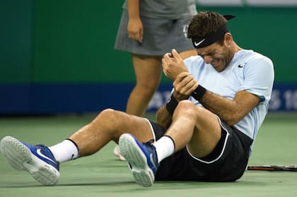 El dolor de Del Potro en Shanghai: sufrió una caída y se lesionó la muñeca izquierda