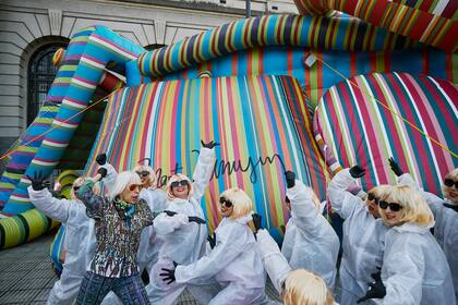 El domingo 3 será el último día para conocer la escultura inflable de Marta Minujín en la explanada del Palacio Libertad