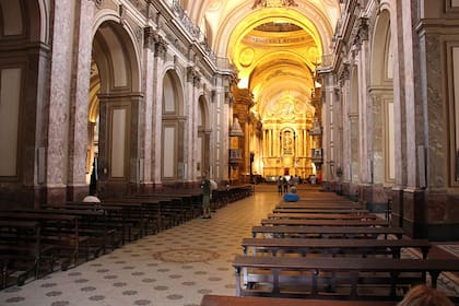 El domingo de Pascua tendrá misas y servicios en templos como la Catedral Metropolitana de Buenos Aires