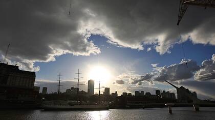 Por la tarde el cielo estará parcialmente nublado