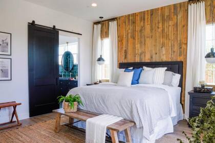 El dormitorio de Nick. Imagen: HGTV