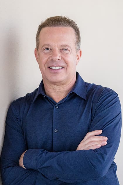 El Dr Dispenza confiesa haber atravesado noches oscuras del alma donde tuvo que tomar decisiones difíciles y hasta pensar que sus ideas no funcionaban