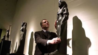 El Dr. Peter Higgs comenzó a trabajar en el museo en 1993.