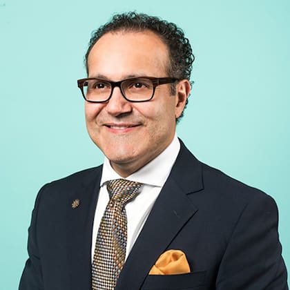 El "Dr. Q" es uno de los neurocirujanos más famosos en todo el mundo