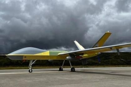 El dron chino CAIG Wing Loong II, 11 metros de largo y una envergadura de 20,5 metros