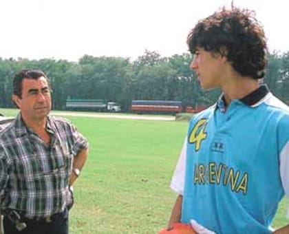 Como coach de la selección en los Mundiales de la FIP: Daniel González charla con Alejandro Novillo Astrada