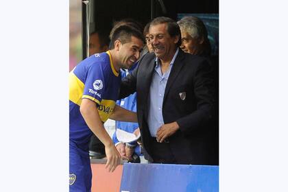 Ramón Díaz siempre se llevó bien con Juan Roman Riquelme, hoy vicepresidente de Boca: aquí en un superclásico jugado en la Bombonera en 2014