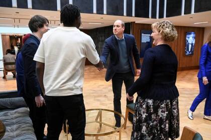 El duque de Cambridge se reunió con becarios de la institución
