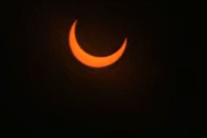 El eclipse lunar anular ya pasa por sus últimas fases