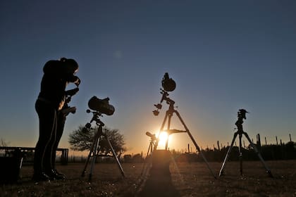 El eclipse solar empezó a las 17.30