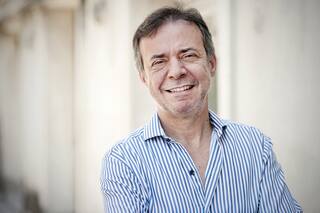 Daniel Artana: "Nos endeudamos para que los argentinos veraneen en el exterior"