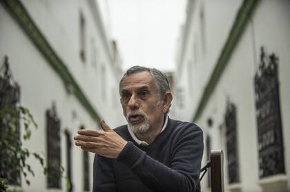 El economista Pedro Francke, uno de los "tecnócratas" que escucha Castillo 