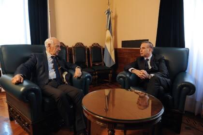 El economista y el senador buscaron reconstruir puentes