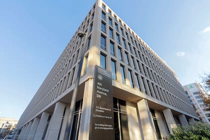 El ED volverá a embargar préstamos estudiantiles, algo que impactará fuertemente en Florida