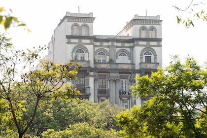 El edificio de la Asociación Patriótica y Cultural Española se inauguró en octubre de 1916
