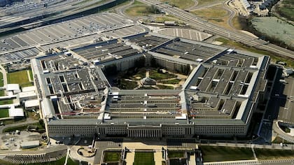 El edificio del Pentágono, sede del Departamento de Defensa de EEUU emitió en junio de este año un informe con un reporte de 144 avistamientos (AFP)