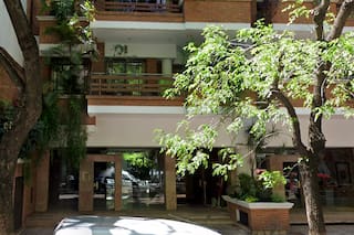 Una de las acreedoras de Adorni tiene tres propiedades y recibe un subsidio de la Ciudad para jubilados