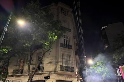 El edificio donde vive Cristina Kirchner, en San José 1111