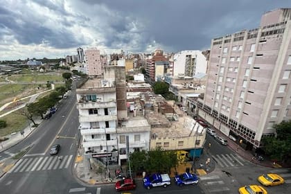 El edificio donde vivía Santiago Campos Matos, acusado del femicidio de Anahí Bulnes