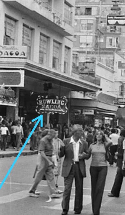 El edificio Sacoa con el bowling homónimo